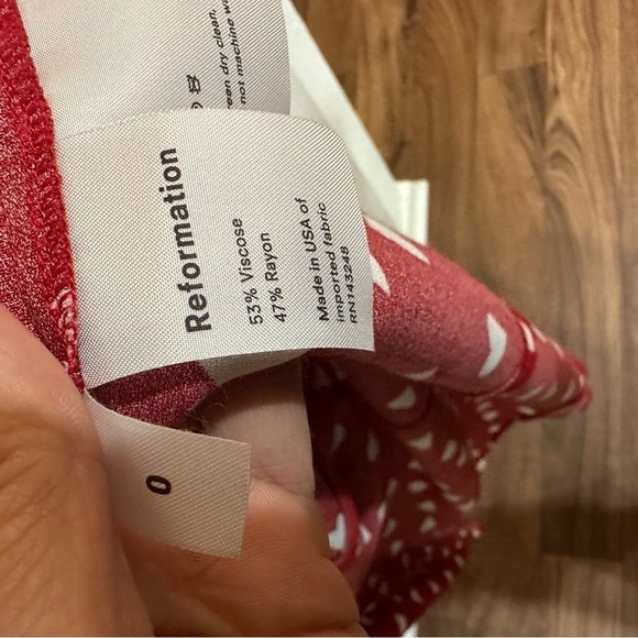 Rare Reformation Gavin Dress in Hearts - Picture 8 of 8